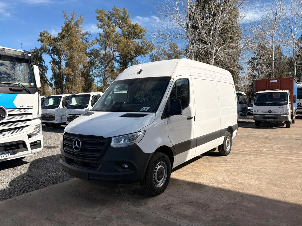 Mercedes-benz Sprinter 417 Cdi Furgon 3665 Te V2 At