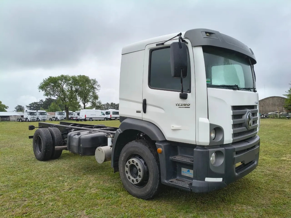 Volkswagen 17280 Lr Chasis 2018 C. Dormitorio T. Normal